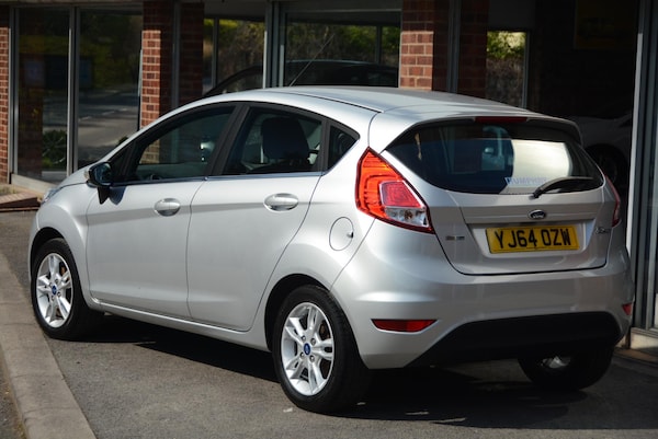Used Ford Fiesta 2015 for sale - 52915355: Photo 3