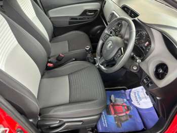 Used Toyota Yaris 2018 for sale - 75318652: Photo