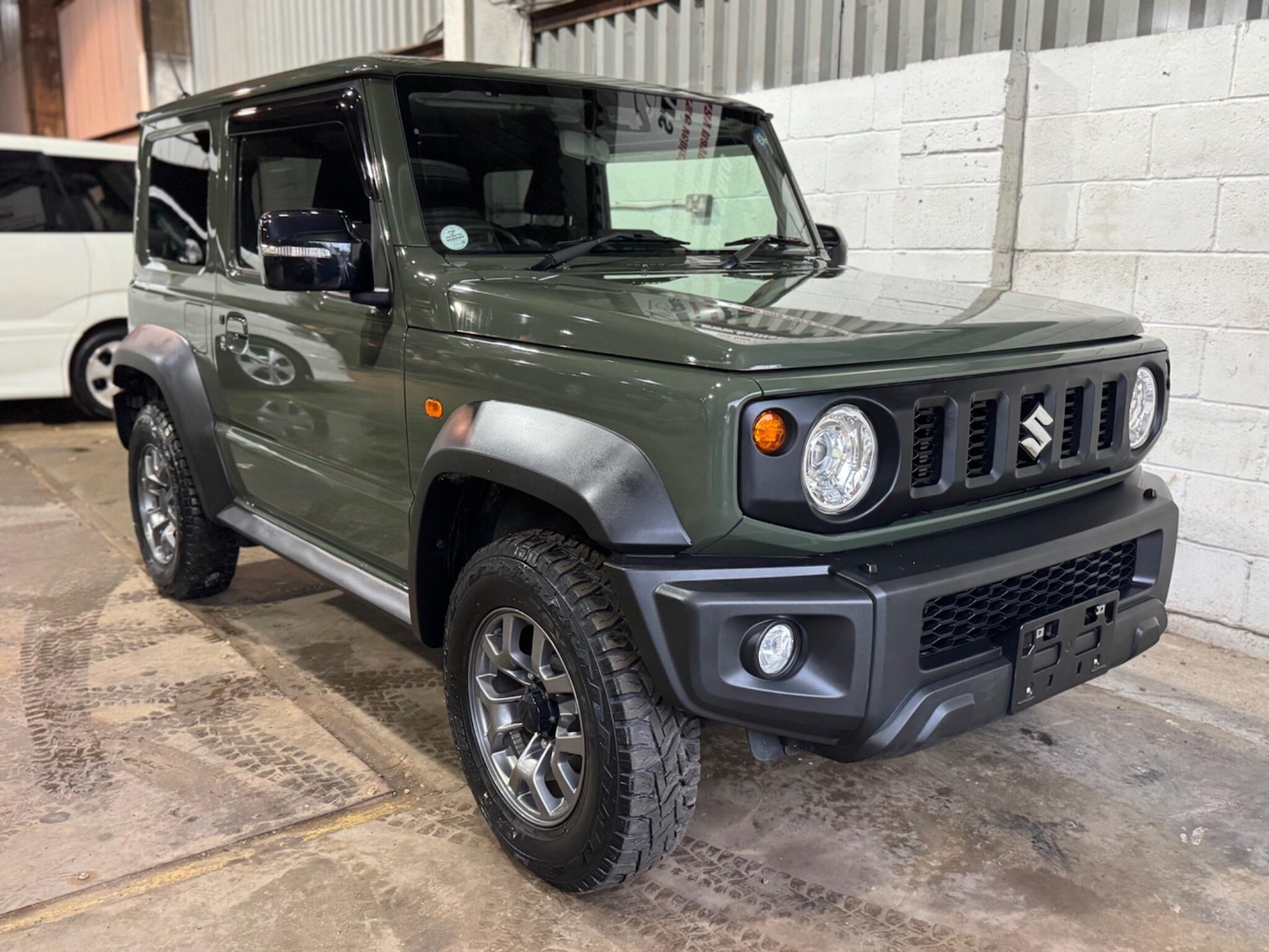Used Suzuki Jimny for sale - 76635404: Photo 16