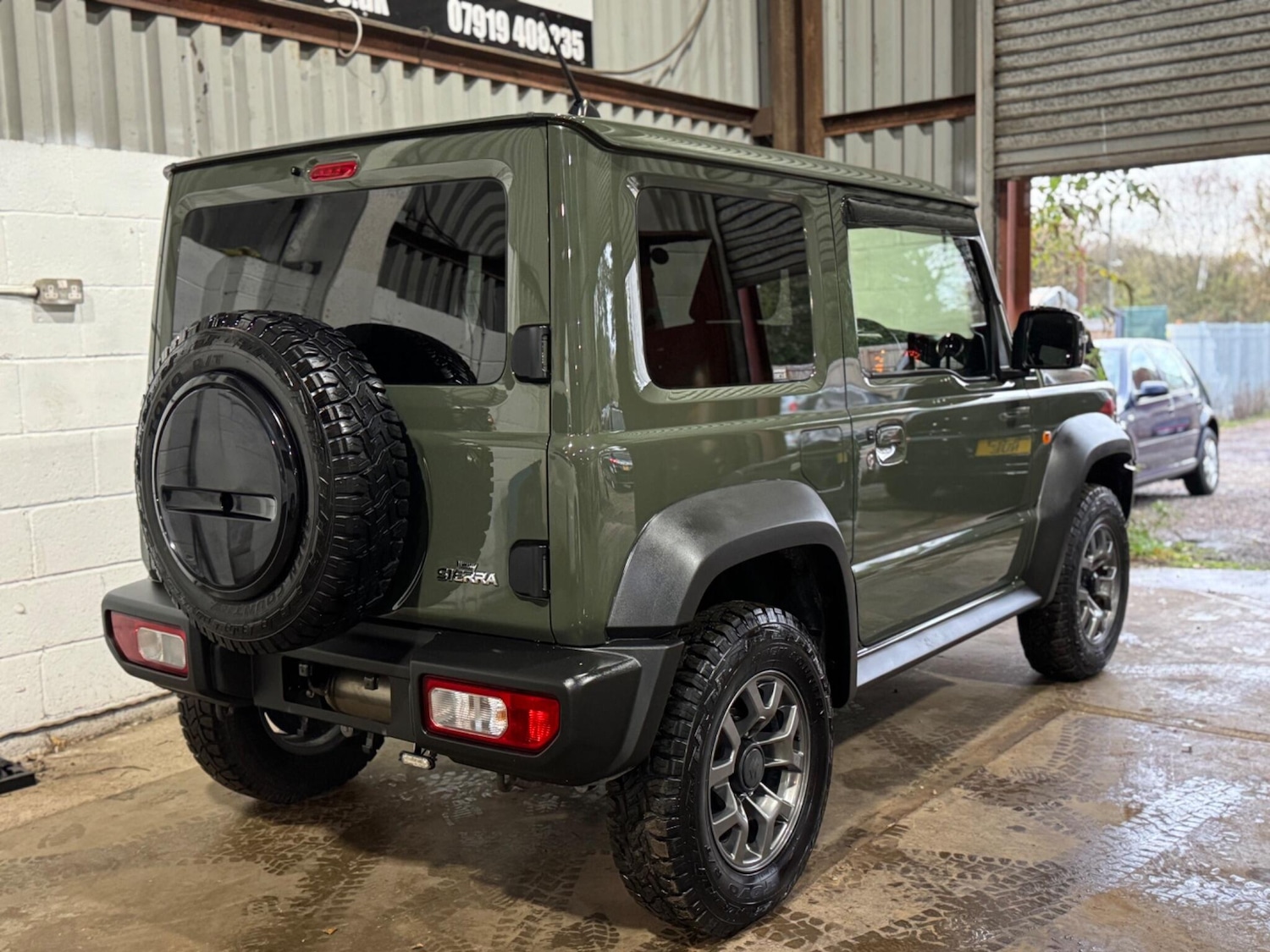 Used Suzuki Jimny for sale - 76635404: Photo 17