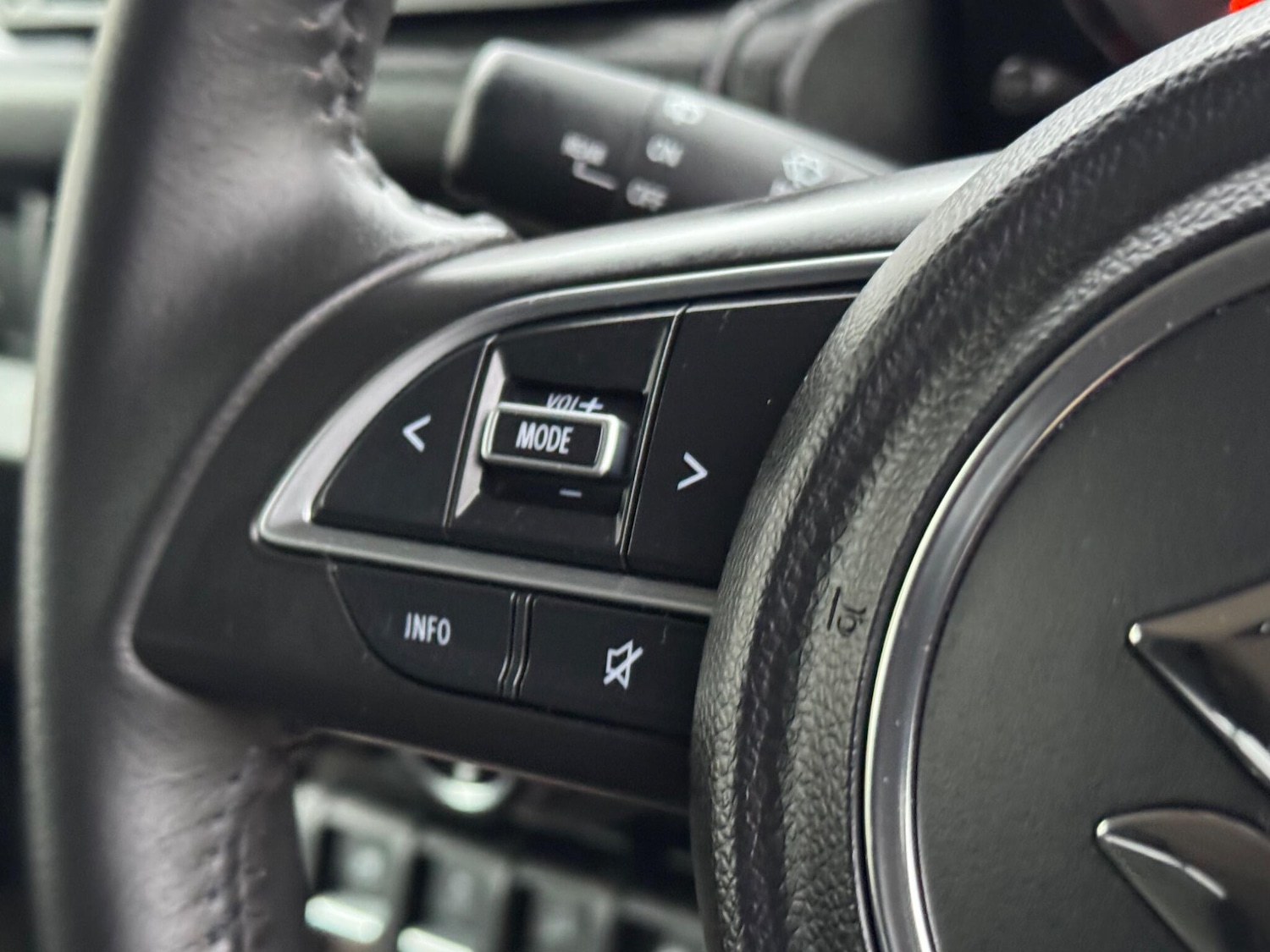 Used Suzuki Jimny for sale - 76635404: Photo 25