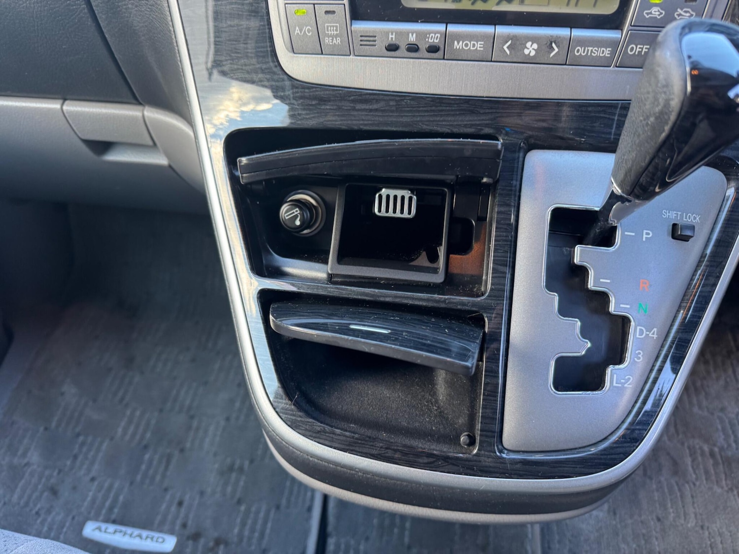 Used Toyota Alphard 2022 for sale - 76635409: Photo 20