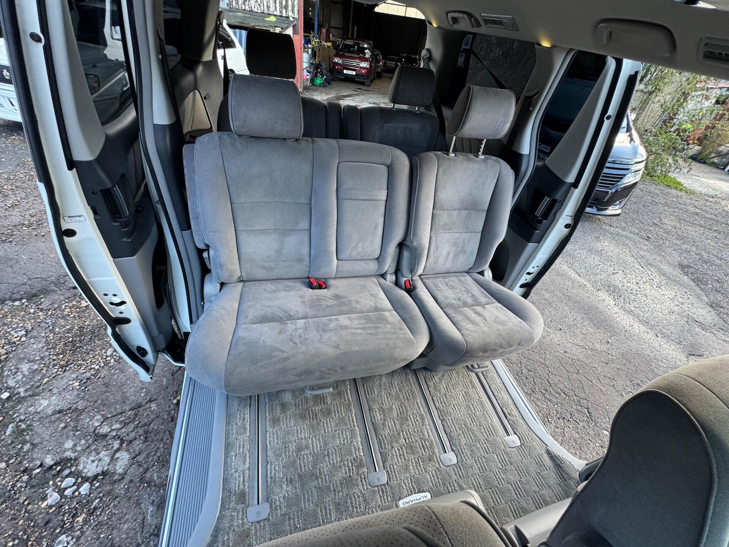 Used Toyota Alphard 2022 for sale - 76635409: Photo 38