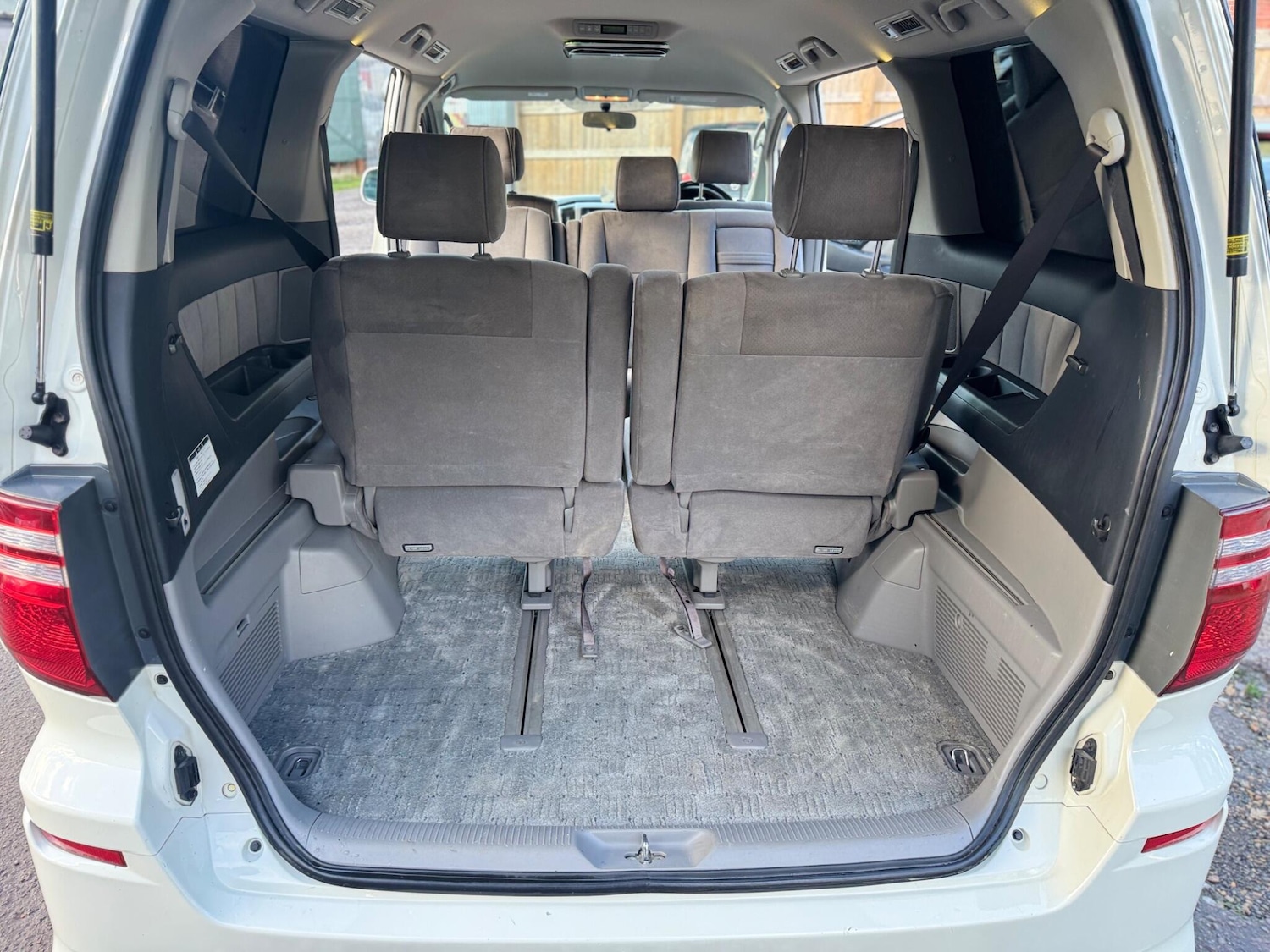 Used Toyota Alphard 2022 for sale - 76635409: Photo 40