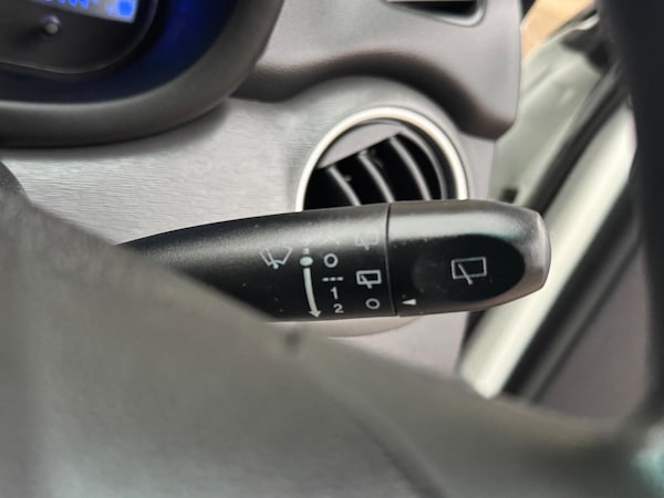 Used Hyundai i10 2012 for sale - 76259442: Photo 35