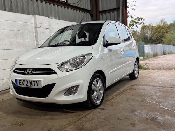 Used Hyundai i10 2012 for sale - 76259442: Photo 4