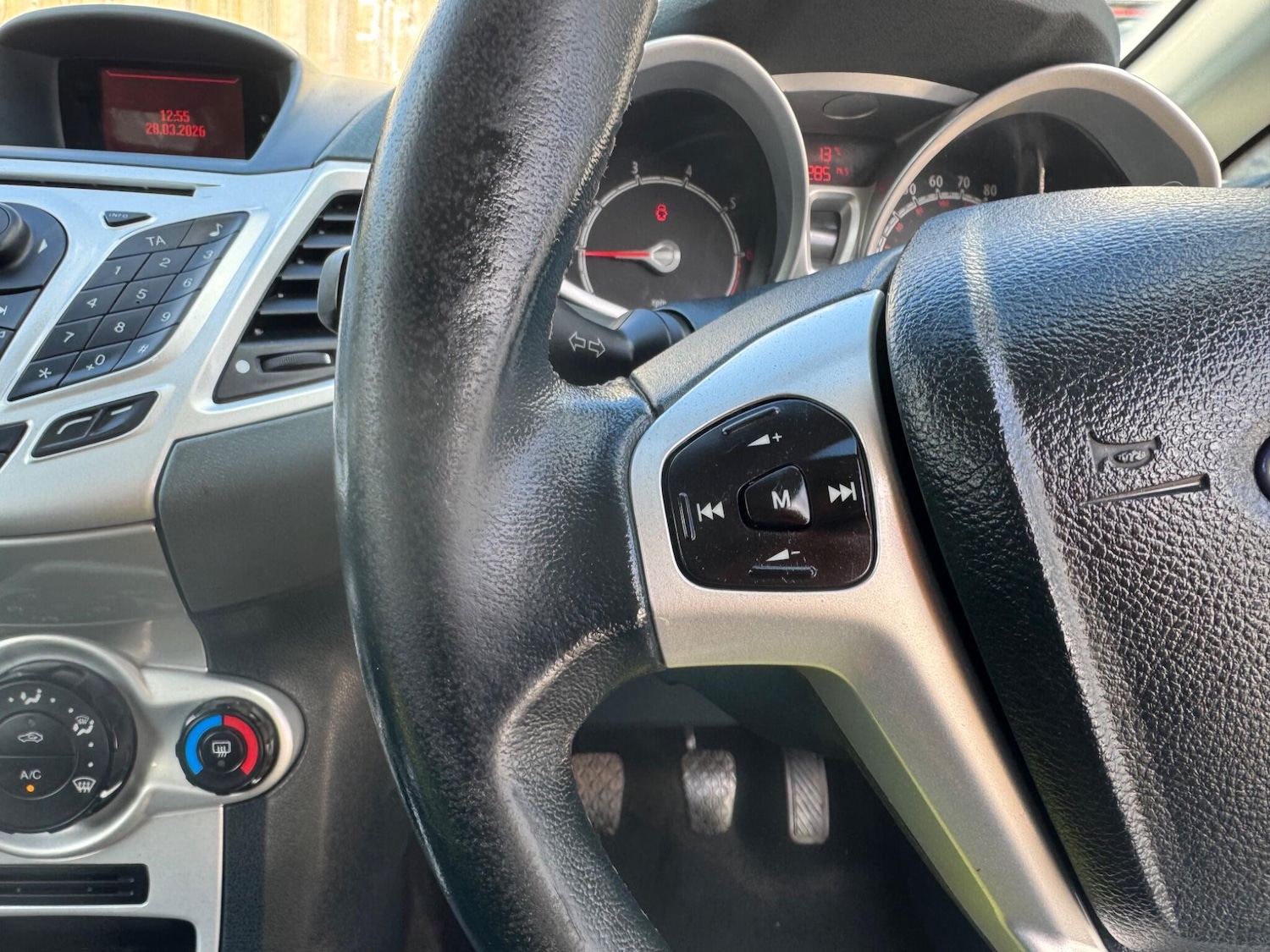 Used Ford Fiesta 2010 for sale - 78057763: Photo 19