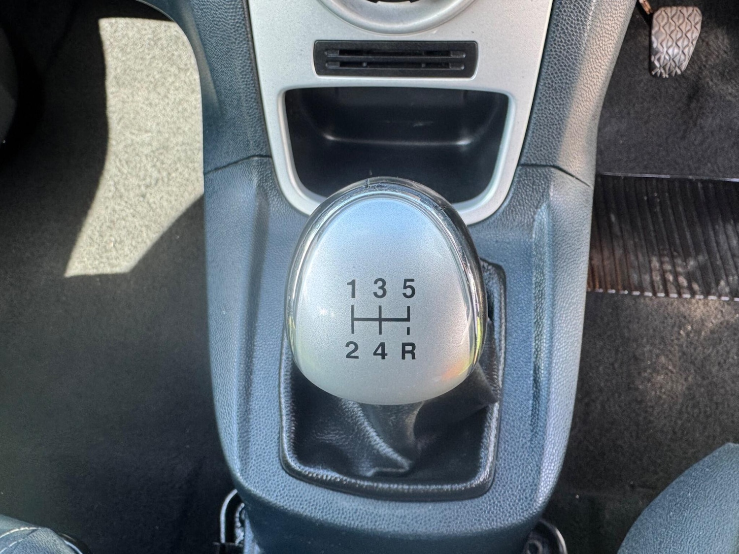 Used Ford Fiesta 2010 for sale - 78057763: Photo 21