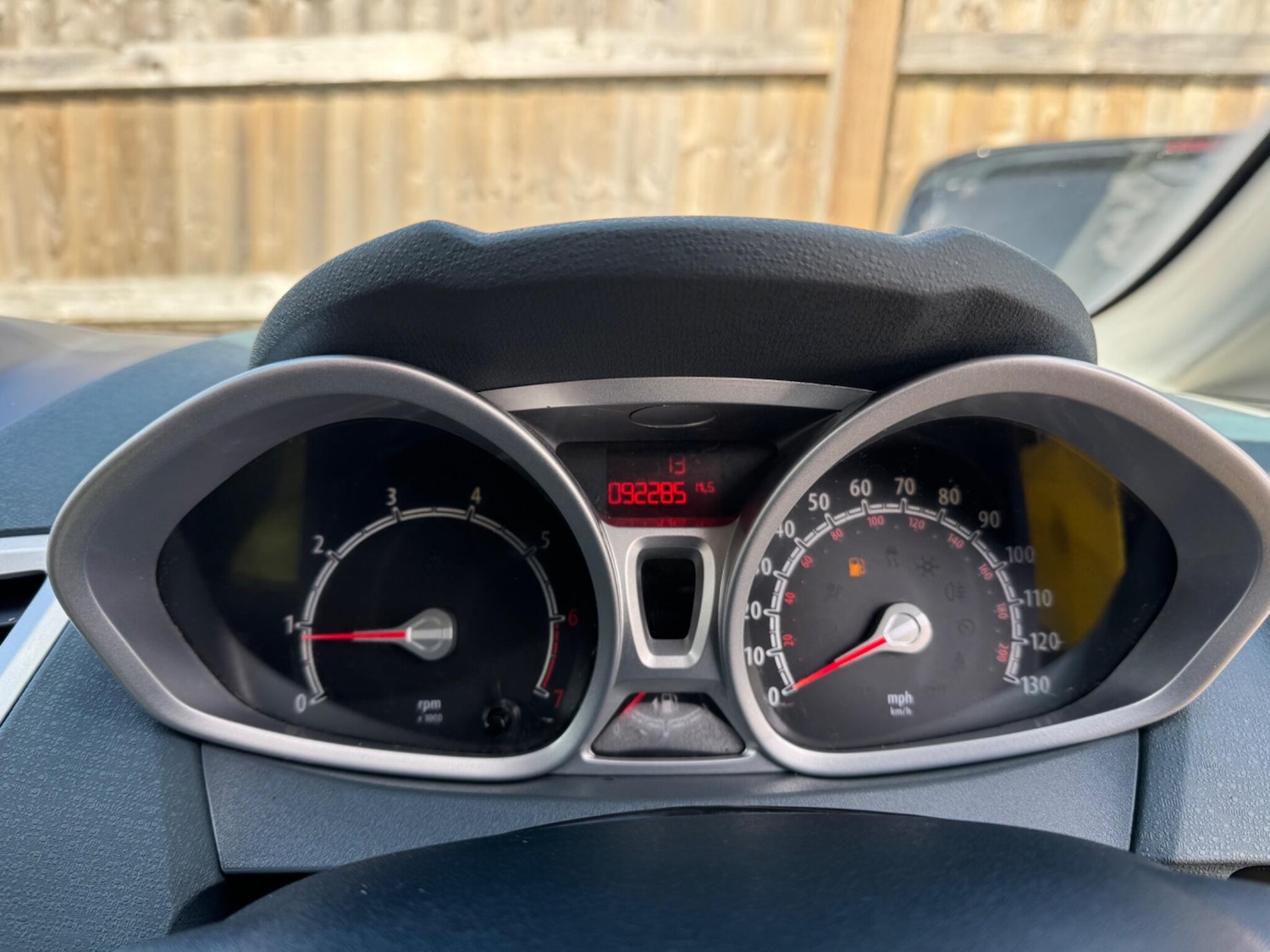 Used Ford Fiesta 2010 for sale - 78057763: Photo 24