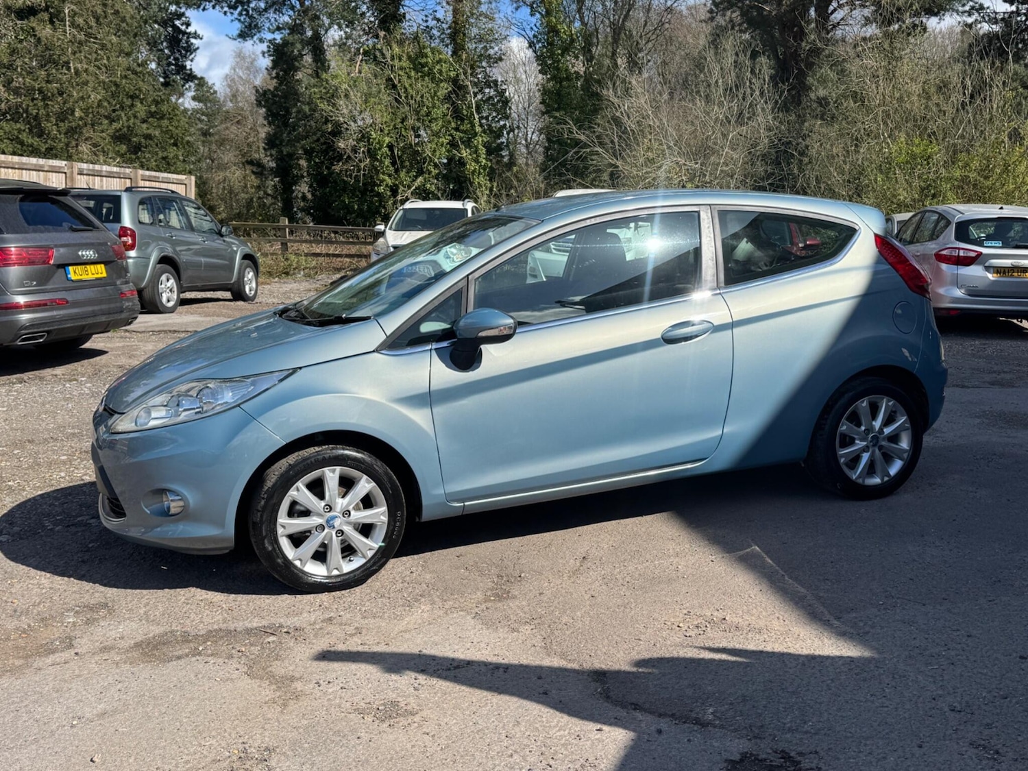 Used Ford Fiesta 2010 for sale - 78057763: Photo 5