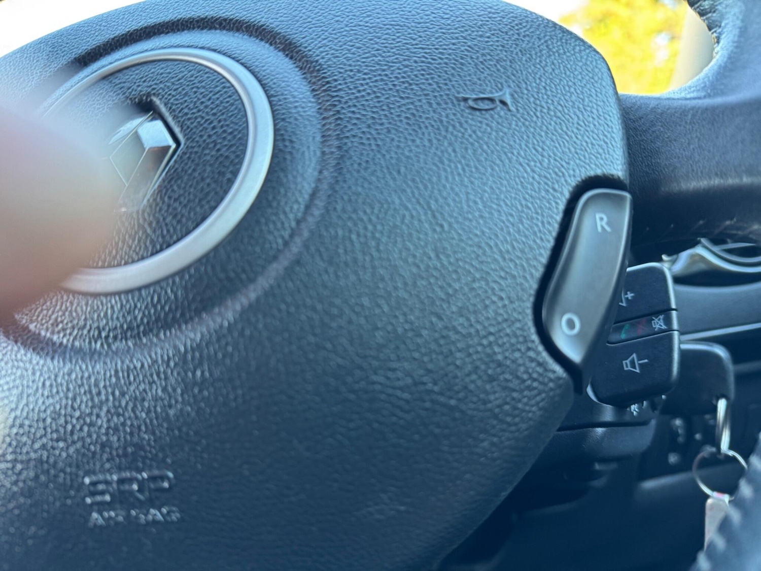 Used Renault Clio 2012 for sale - 76988113: Photo 15