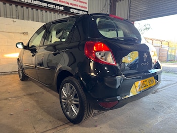 Used Renault Clio 2012 for sale - 76988113: Photo