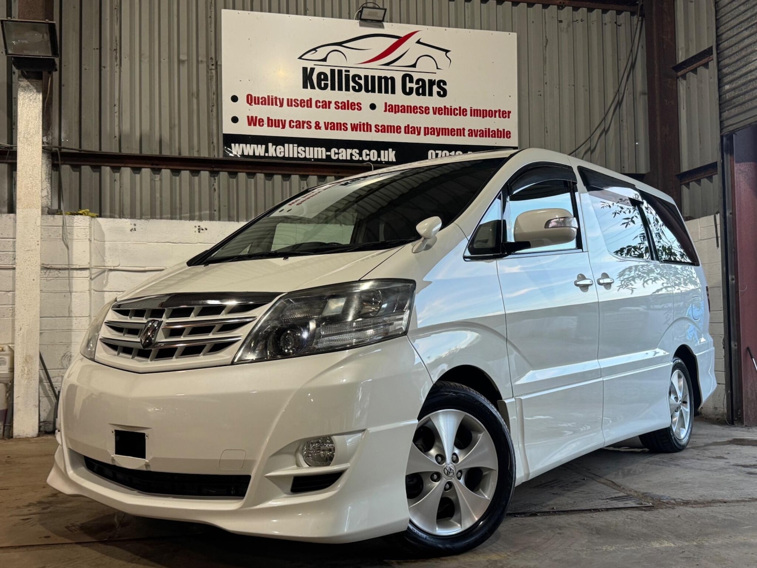 Used Toyota Alphard for sale - 76634051: Photo 1