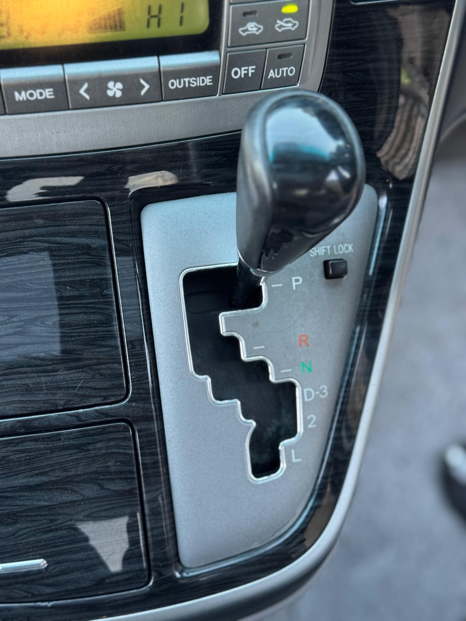 Used Toyota Alphard for sale - 76634051: Photo 32