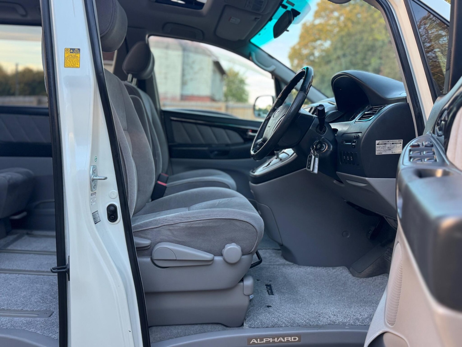 Used Toyota Alphard for sale - 76634051: Photo 34