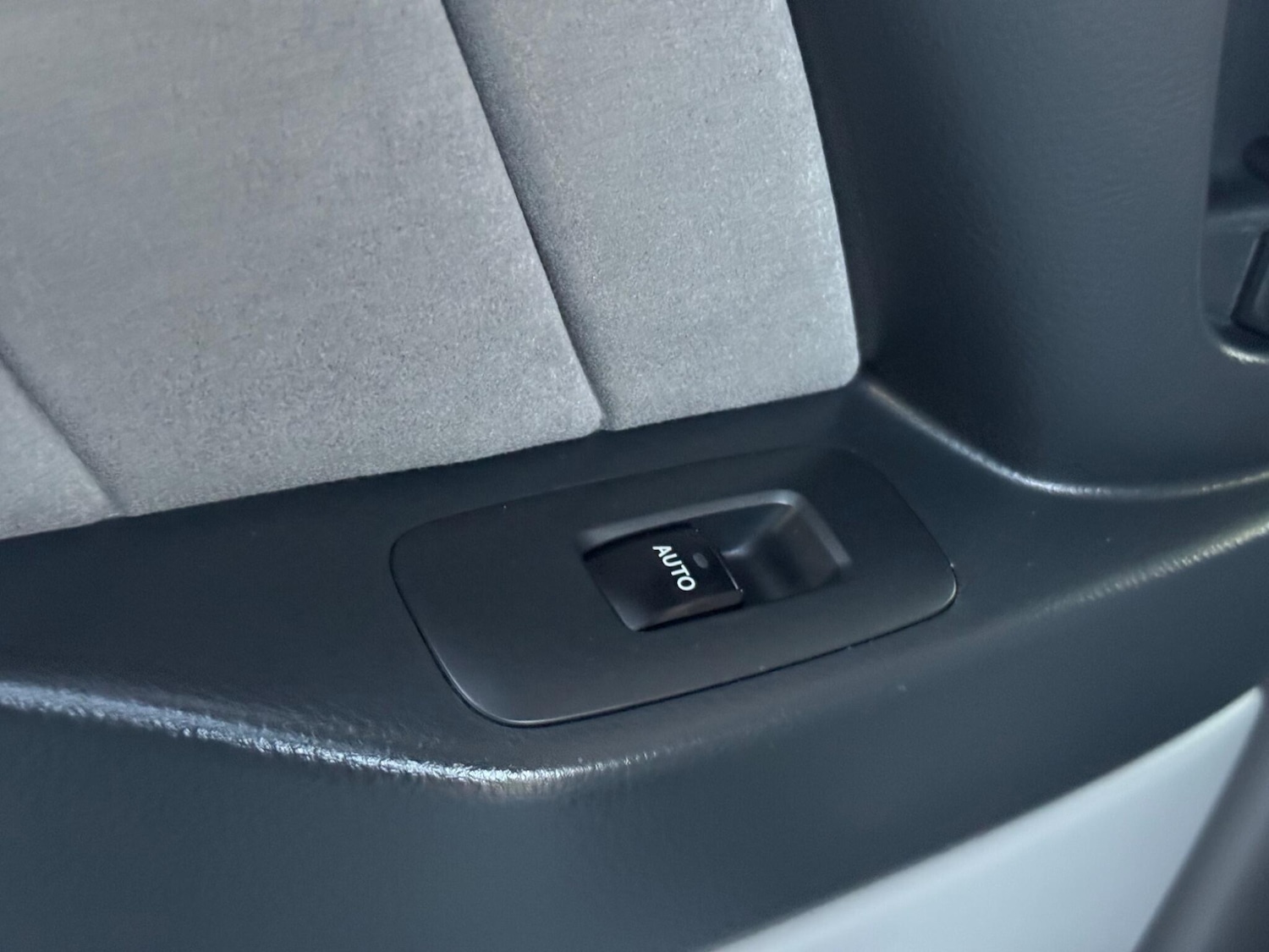 Used Toyota Alphard for sale - 76634051: Photo 49