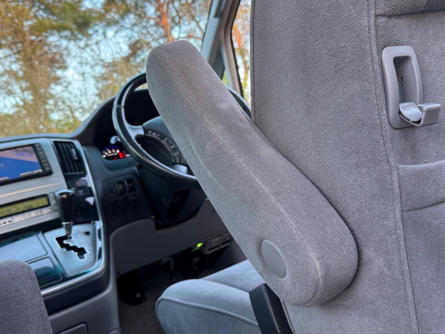 Used Toyota Alphard for sale - 76634051: Photo 66