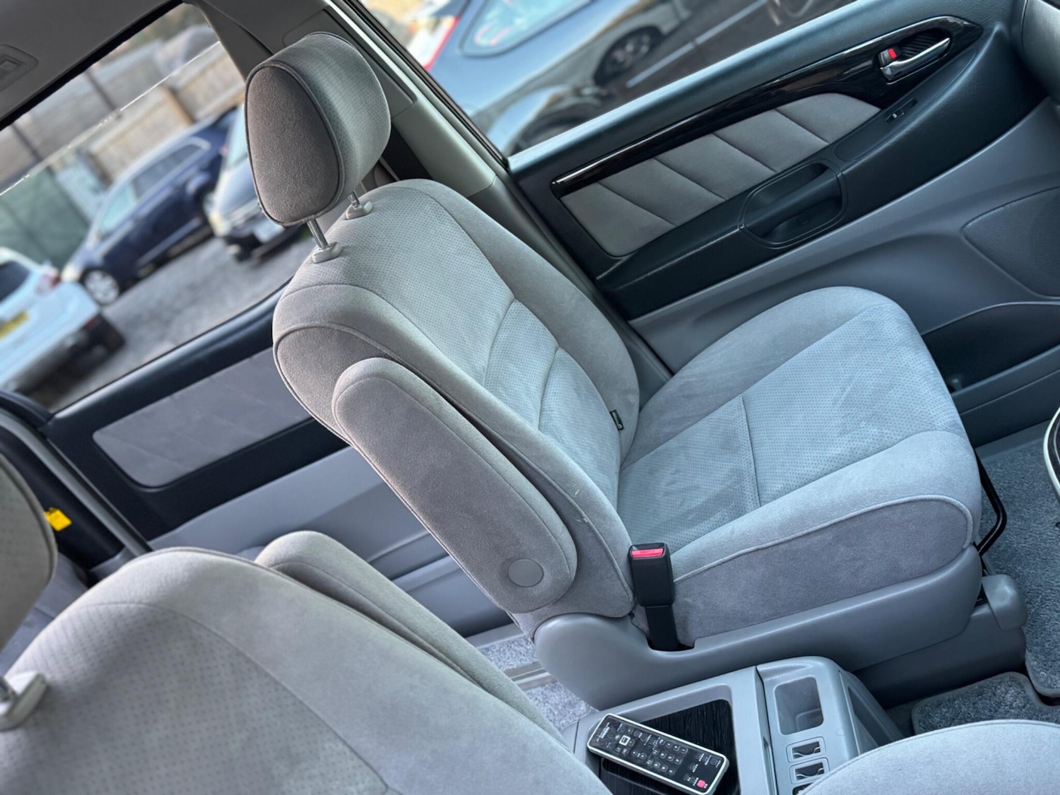 Used Toyota Alphard for sale - 76634051: Photo 72