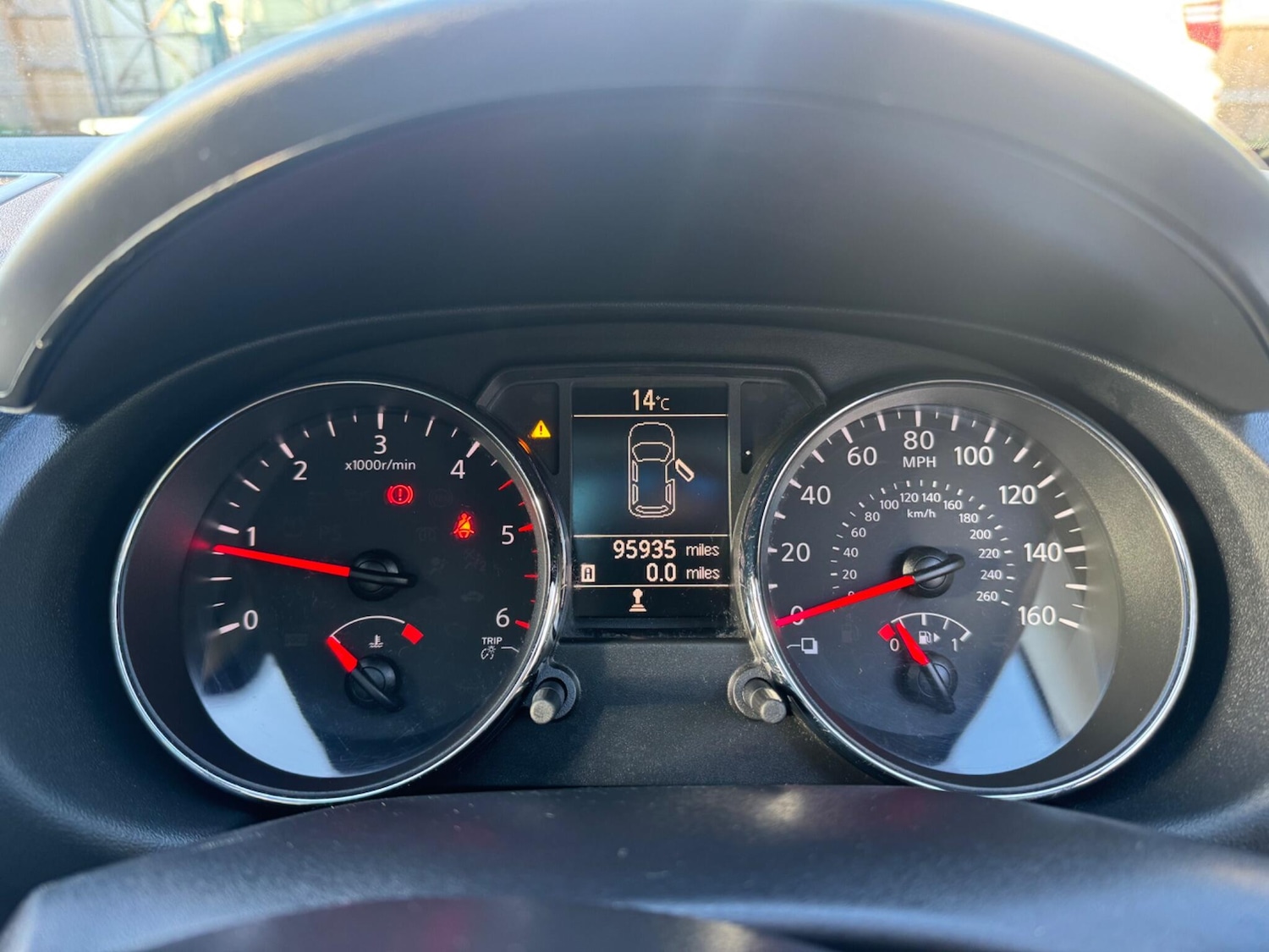 Used Nissan Qashqai for sale - 76635405: Photo 30