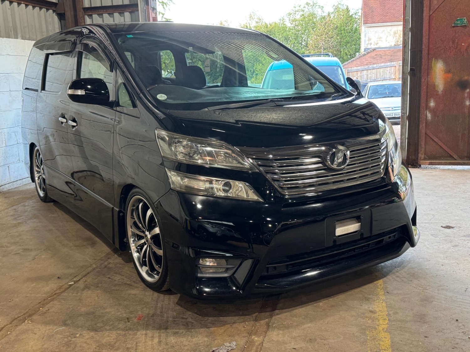 Used Toyota Vellfire for sale - 76633958: Photo 13