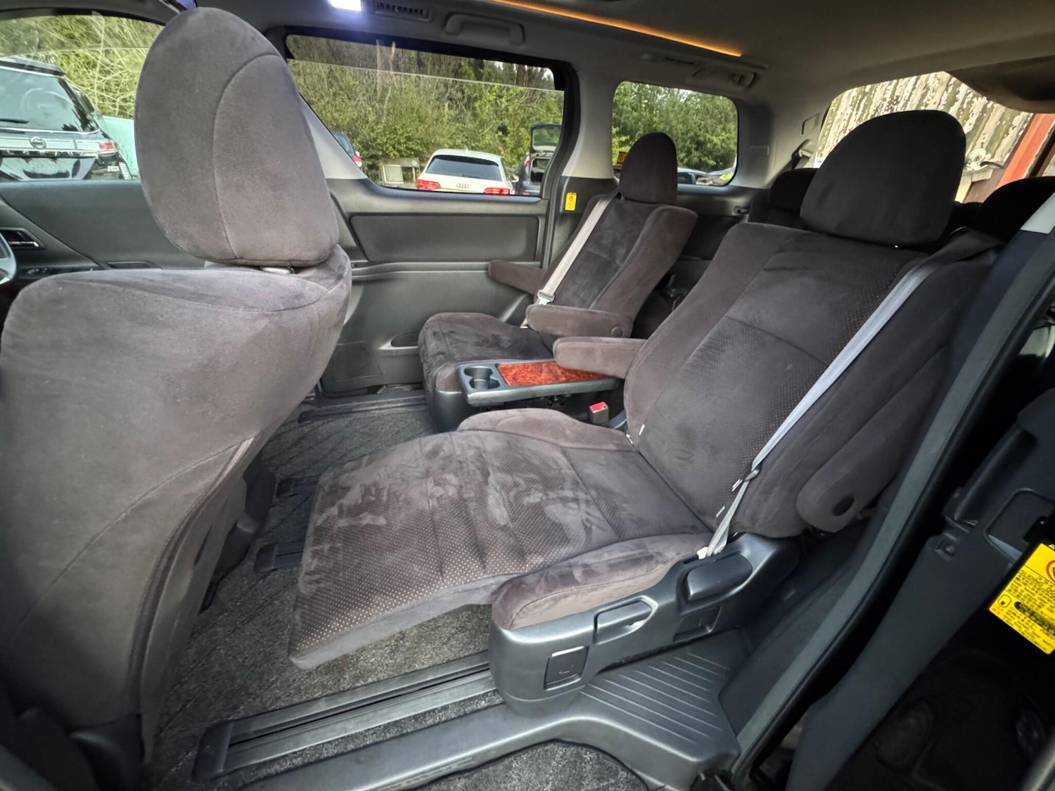 Used Toyota Vellfire for sale - 76633958: Photo 27