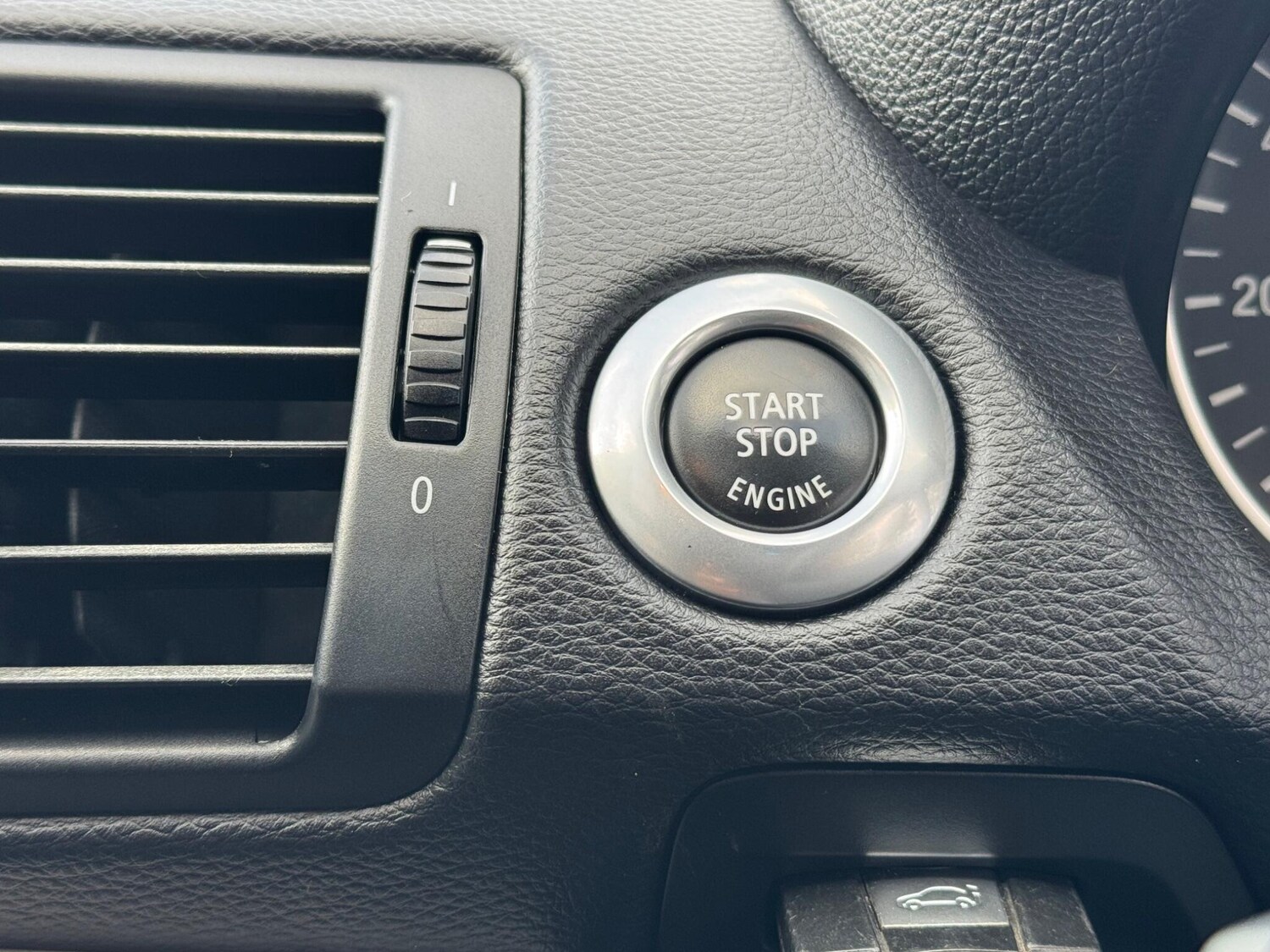 Used BMW 1 Series 2010 for sale - 77358656: Photo 29