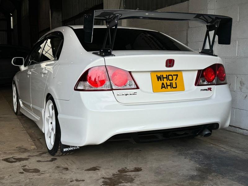 Used Honda Civic 2017 for sale - 76635403: Photo 11