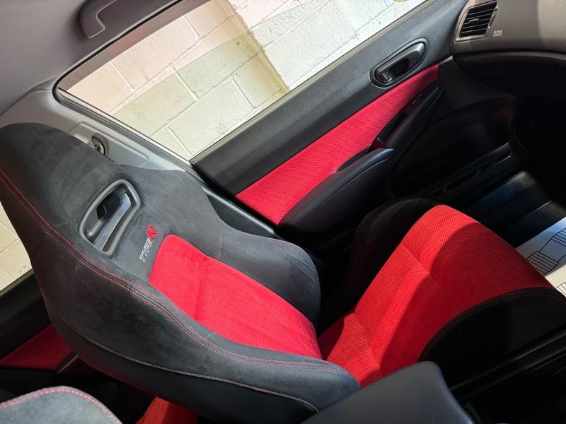 Used Honda Civic 2017 for sale - 76635403: Photo 34