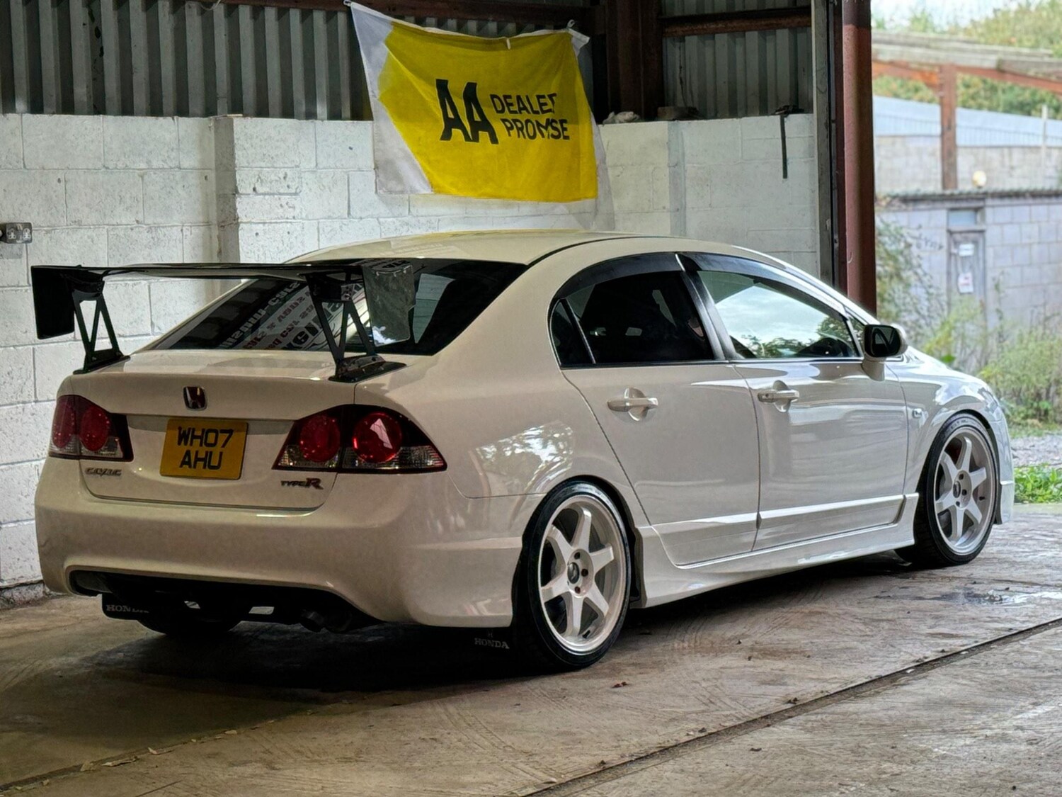 Used Honda Civic 2017 for sale - 76635403: Photo 48