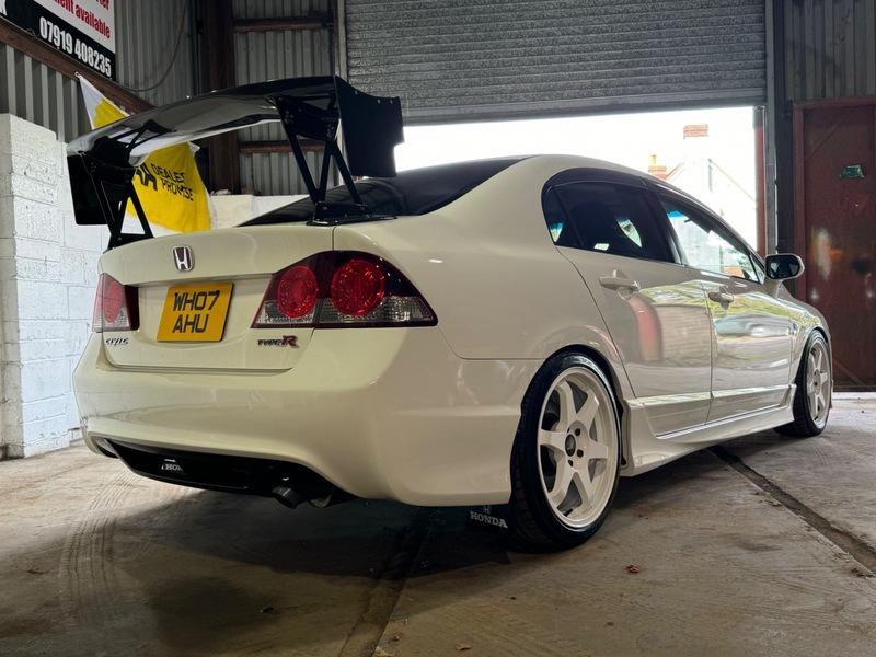 Used Honda Civic 2017 for sale - 76635403: Photo 5