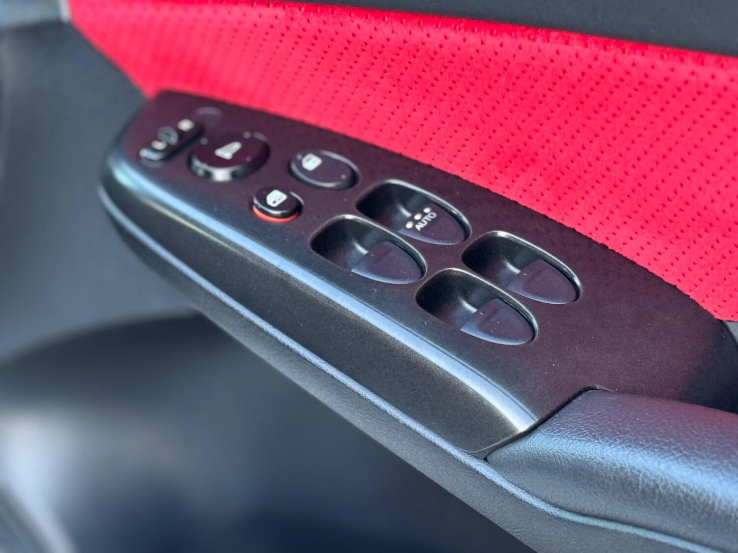 Used Honda Civic 2017 for sale - 76635403: Photo 67