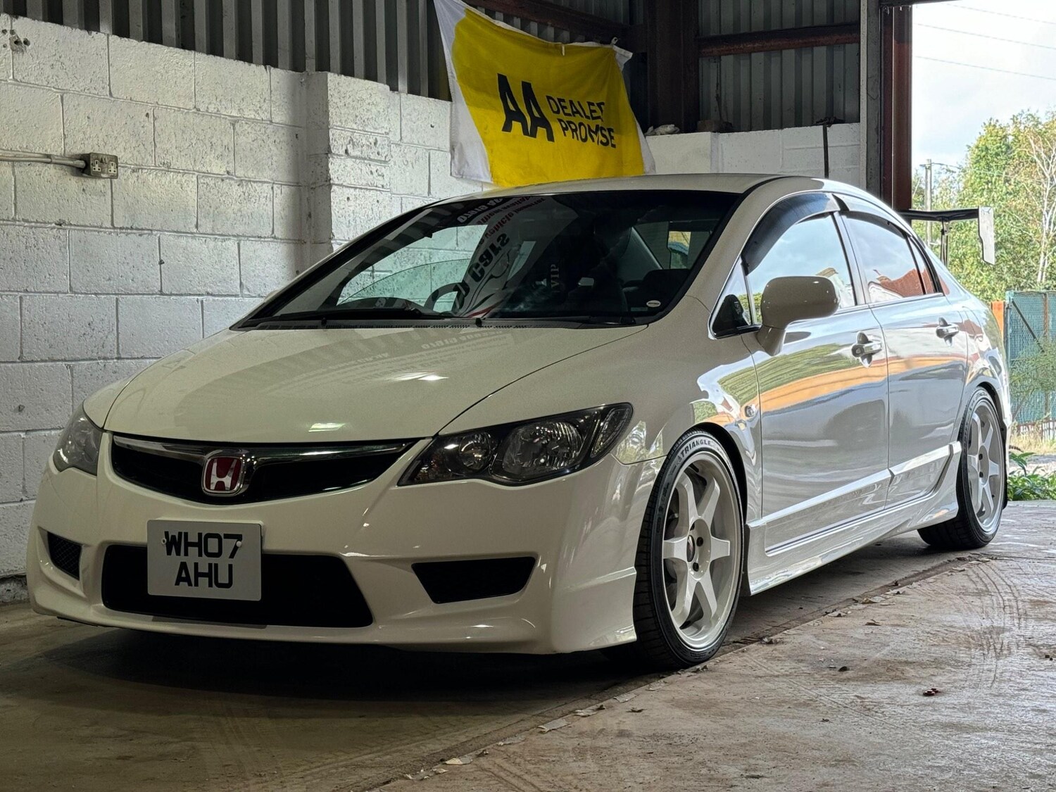 Used Honda Civic 2017 for sale - 76635403: Photo 73