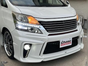 Used Toyota Vellfire 2012 for sale - 77377674: Photo