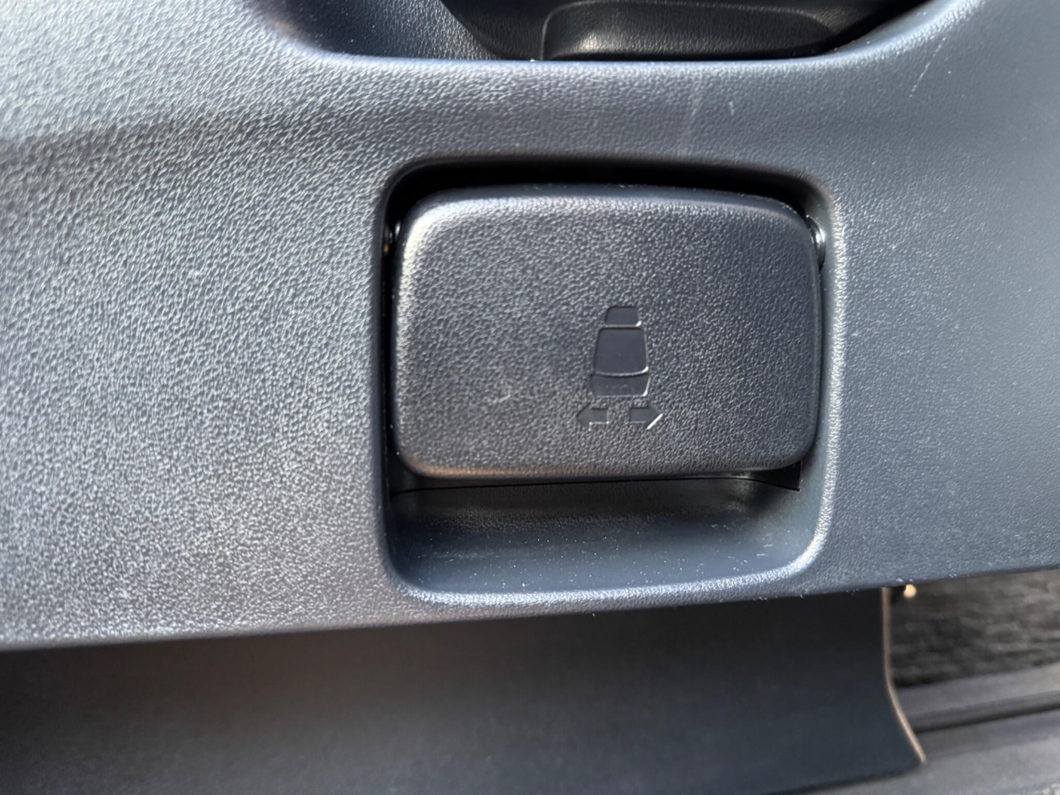 Used Toyota Vellfire for sale - 76866054: Photo 36