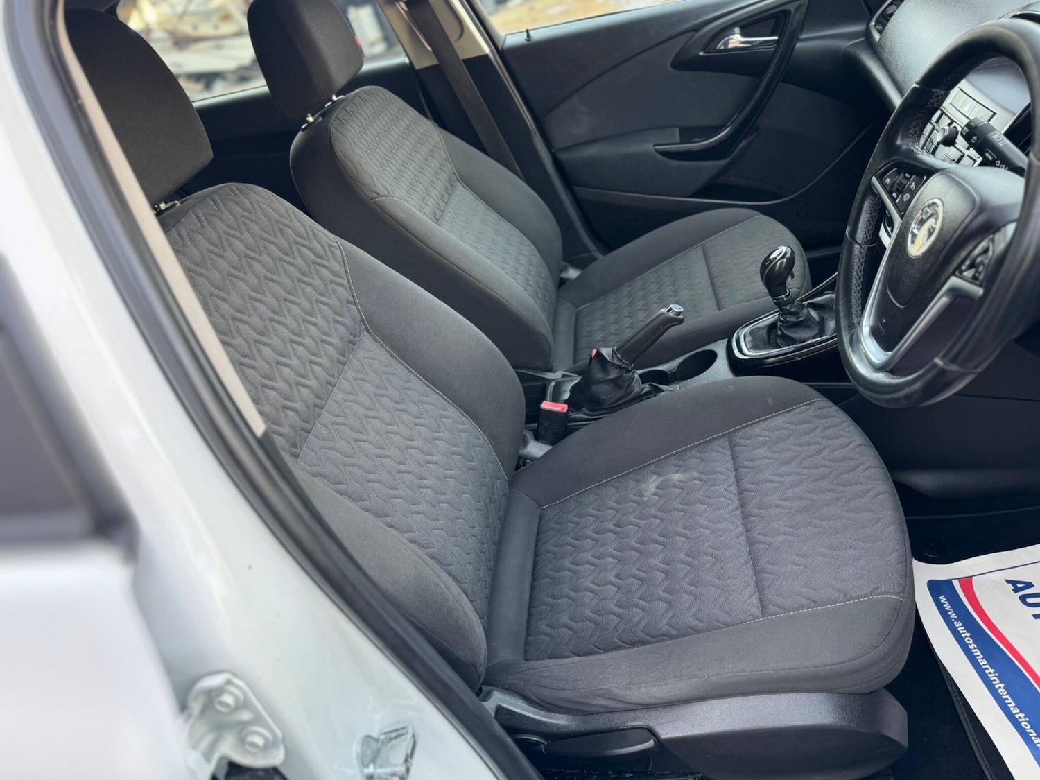 Used Vauxhall Astra 2013 for sale - 77330949: Photo 13