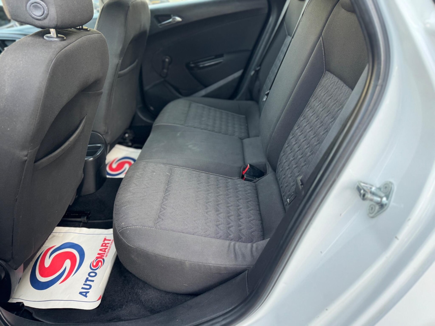 Used Vauxhall Astra 2013 for sale - 77330949: Photo 16