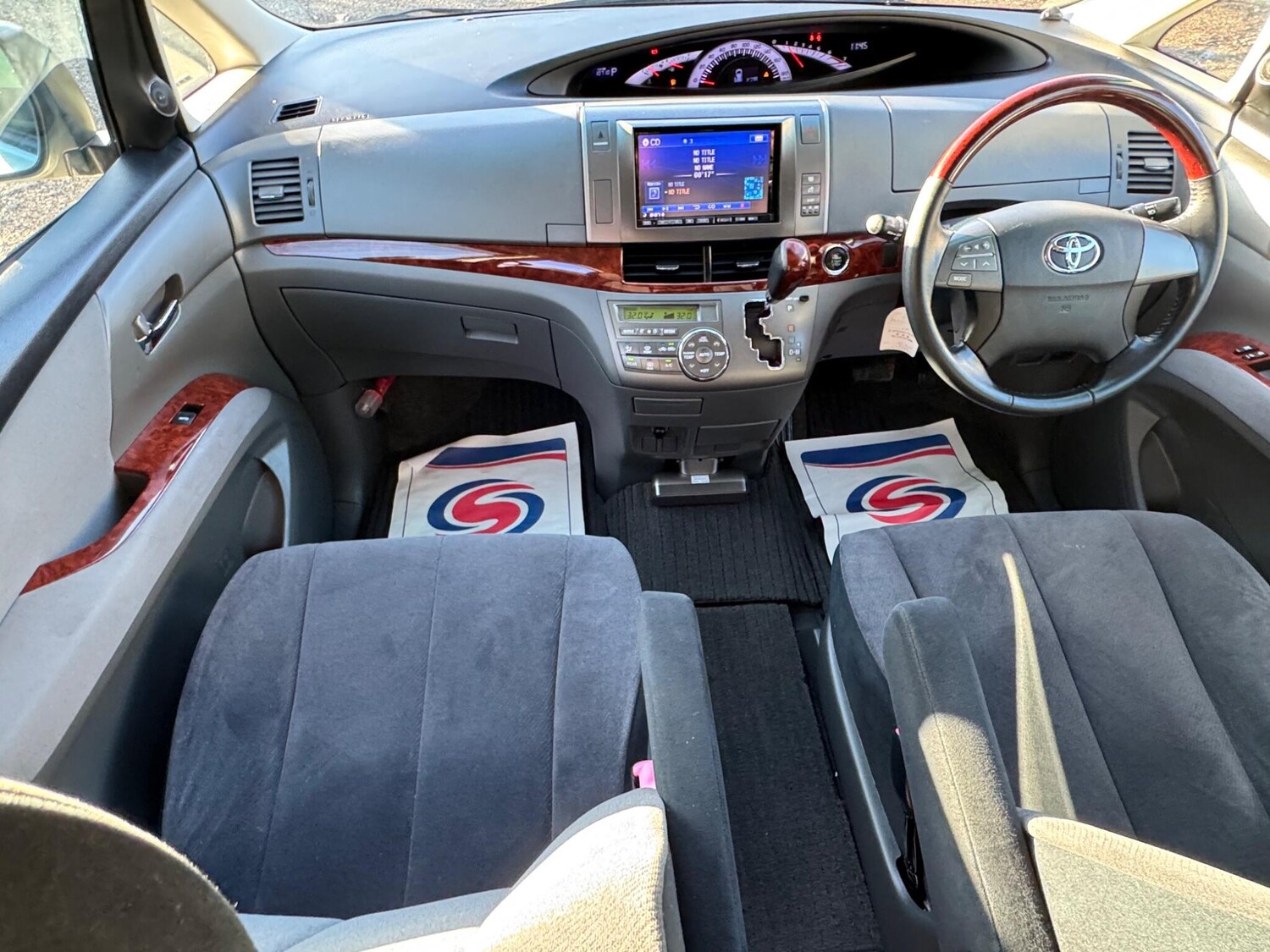 Used Toyota Estima for sale - 77697830: Photo 20