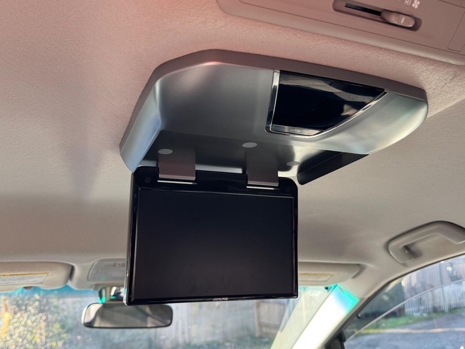 Used Toyota Estima for sale - 77697830: Photo 21