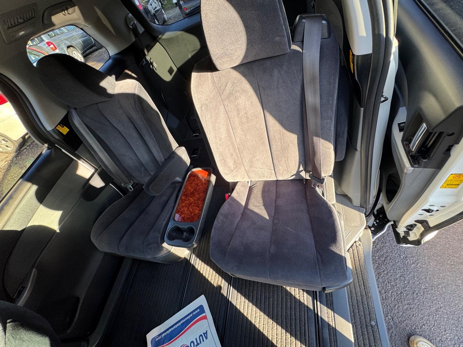 Used Toyota Estima for sale - 77697830: Photo 26