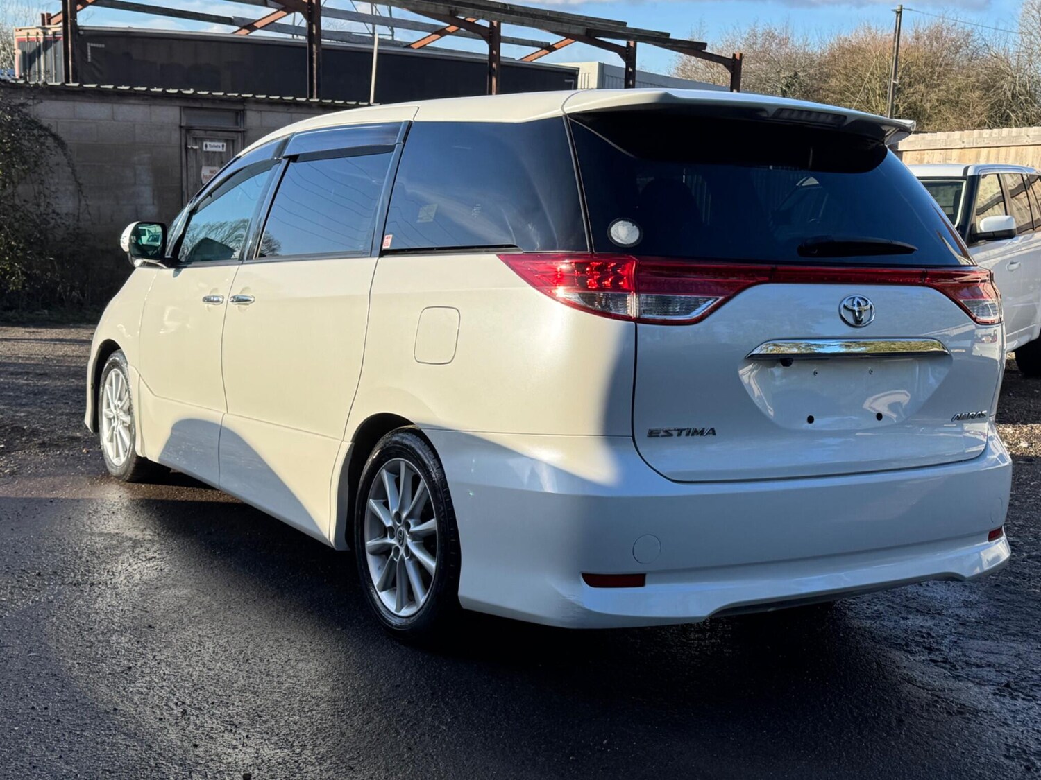 Used Toyota Estima for sale - 77697830: Photo 48