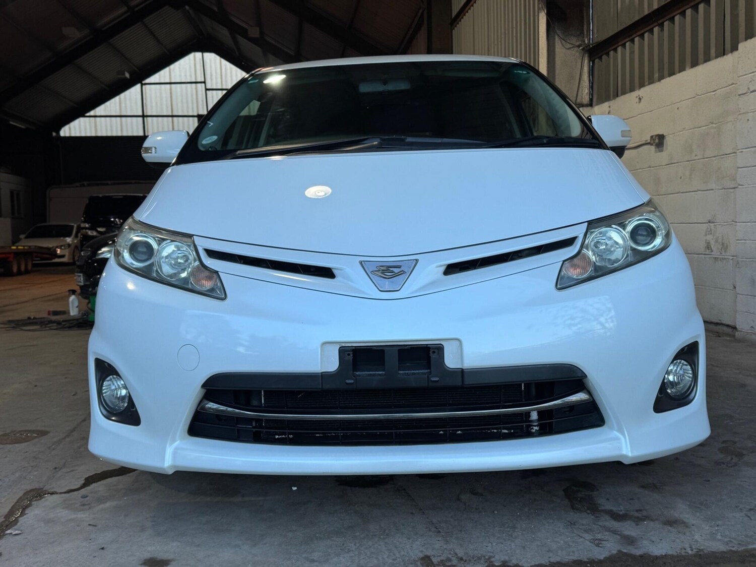 Used Toyota Estima for sale - 77697830: Photo 56