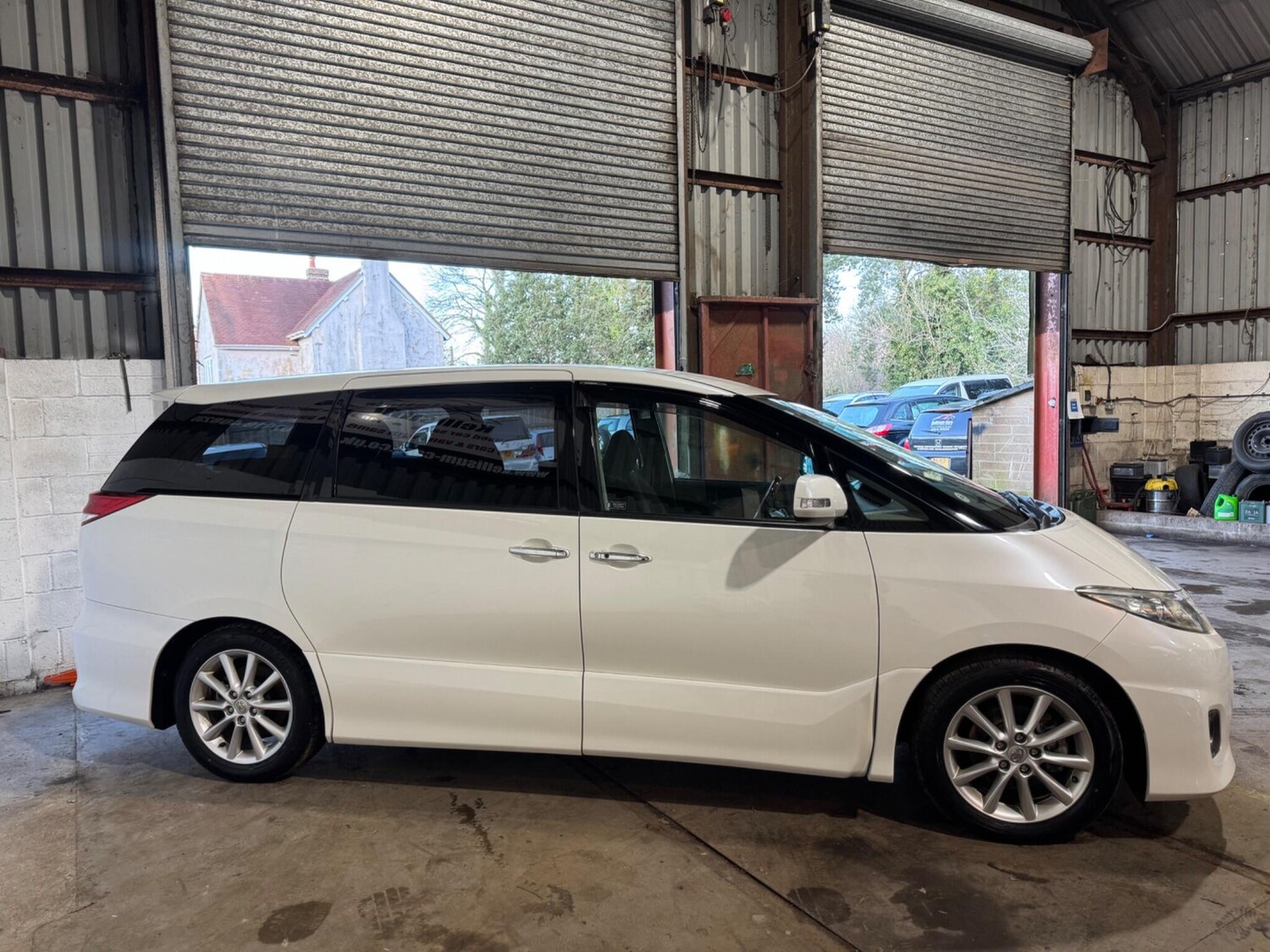 Used Toyota Estima for sale - 77697830: Photo 60