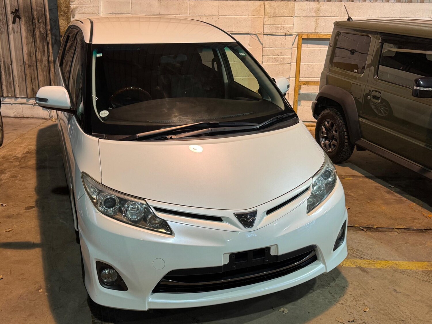 Used Toyota Estima for sale - 77697830: Photo 64