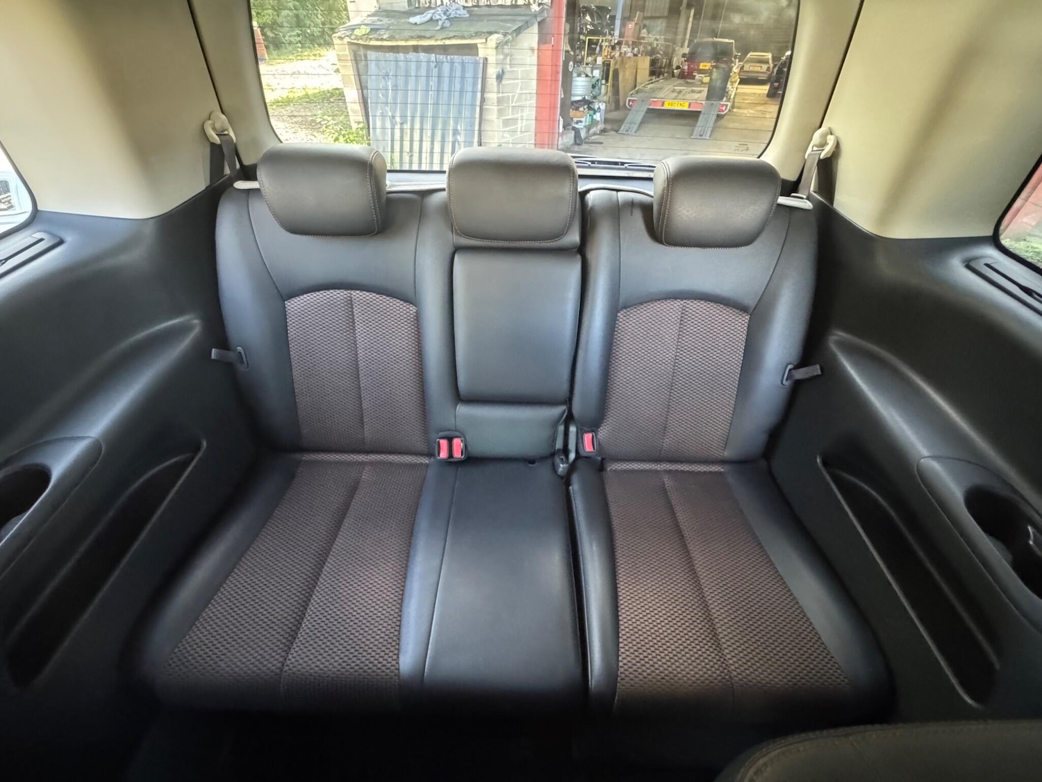 Used Nissan Elgrand 2025 for sale - 76635411: Photo 29