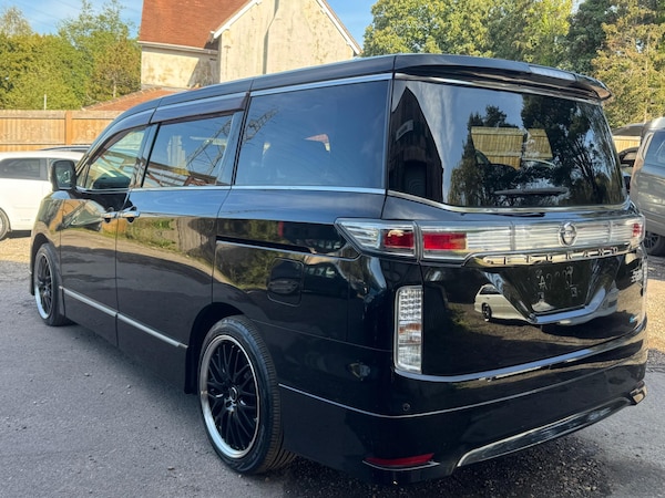 Used Nissan Elgrand for sale - 76251054: Photo 13