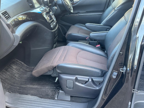 Used Nissan Elgrand for sale - 76251054: Photo 19
