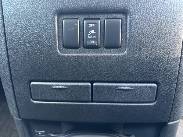 Used Nissan Elgrand for sale - 76251054: Photo 35