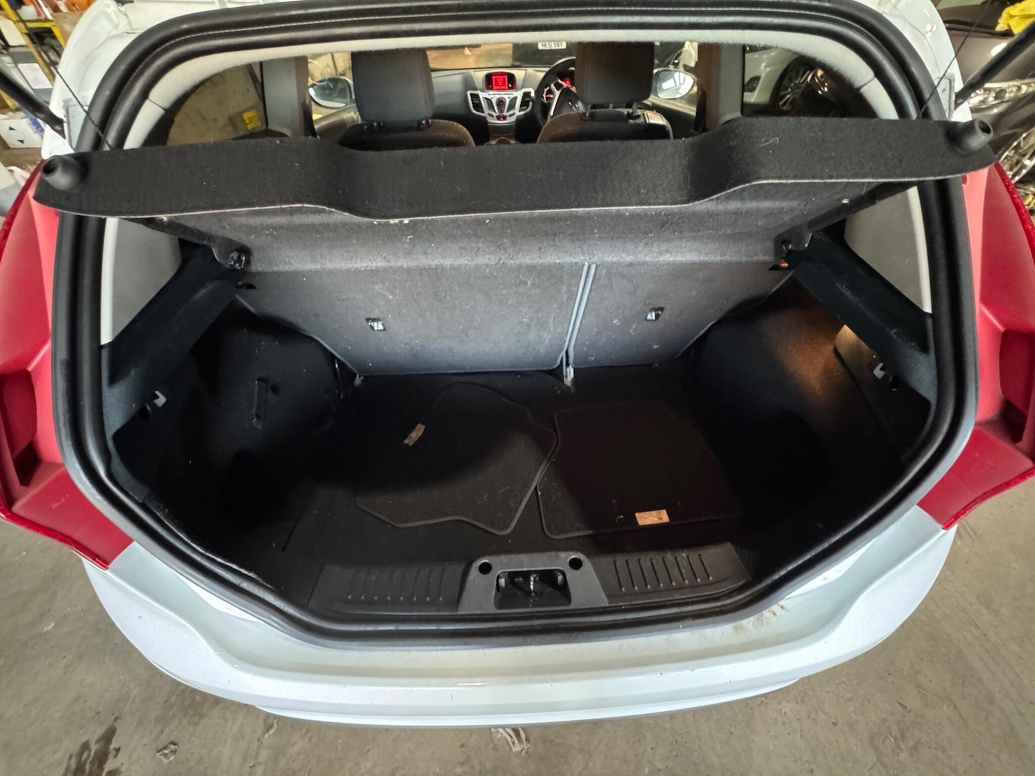 Used Ford Fiesta 2012 for sale - 77957919: Photo 9