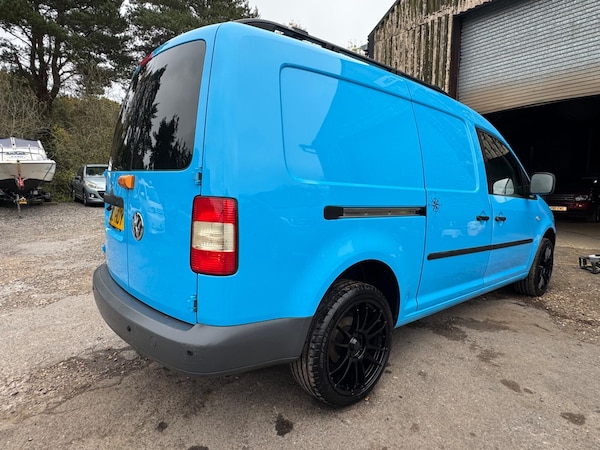 Used Volkswagen Caddy Maxi 2010 for sale - 76259667: Photo 22