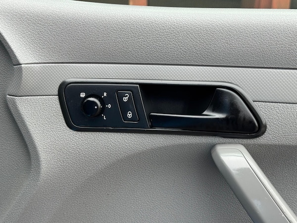 Used Volkswagen Caddy Maxi 2010 for sale - 76259667: Photo 28